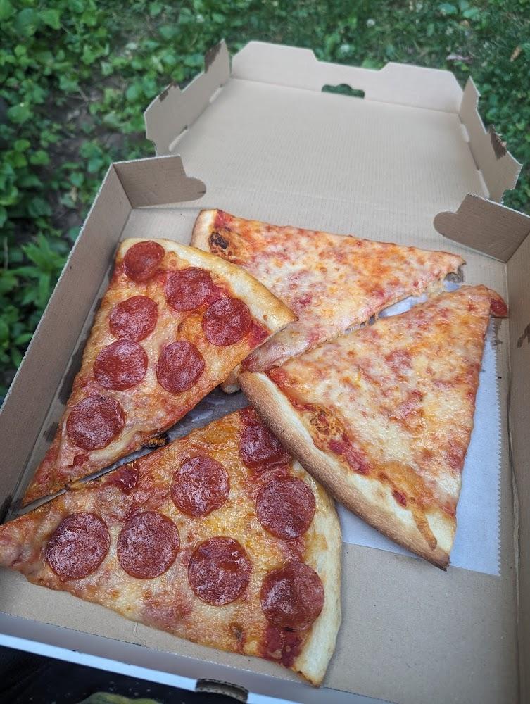 Avenue D Pizza